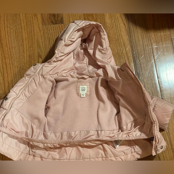 Girl Gap coat - Picture 2 of 2